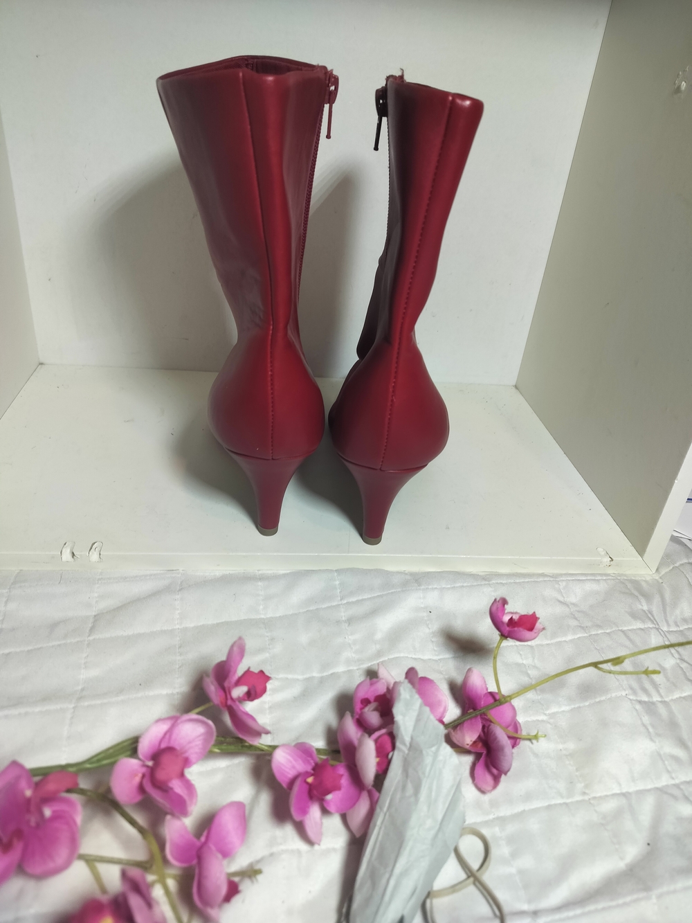 Dolce Vita Burgundy Pointed Toe Ankle Booties - Picture 2 of 5